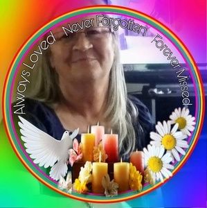 Meet your Posher, Vickie